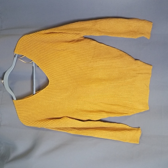 Fashion Nova Fall sweater Mustard sz. M - Picture 4 of 9